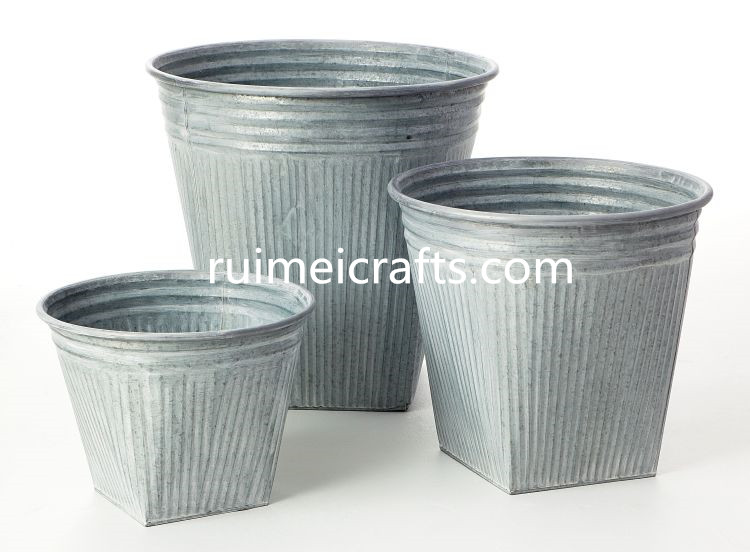 set of 3 metal flower pots