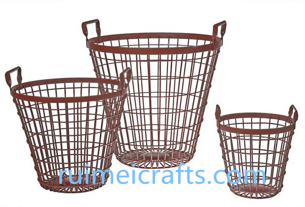 metal wire basket.jpg