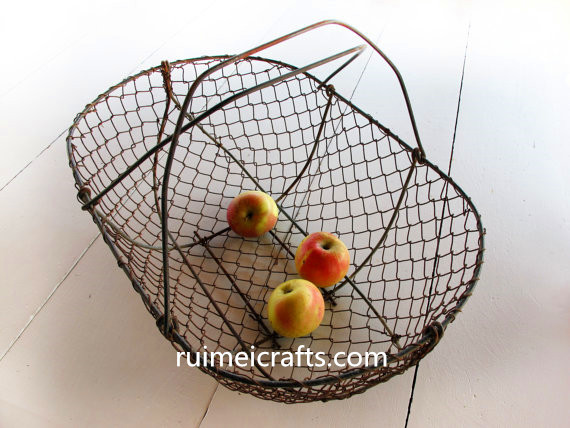 antique wire basket.jpg